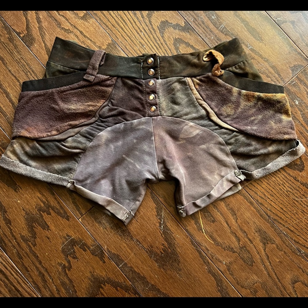 Crossfox Safari Shorts - Picture 1 of 3